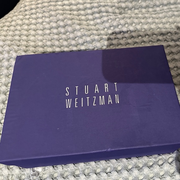 Stuart Weitzman Deep Red Patent Leather Square Heel - Picture 4 of 9